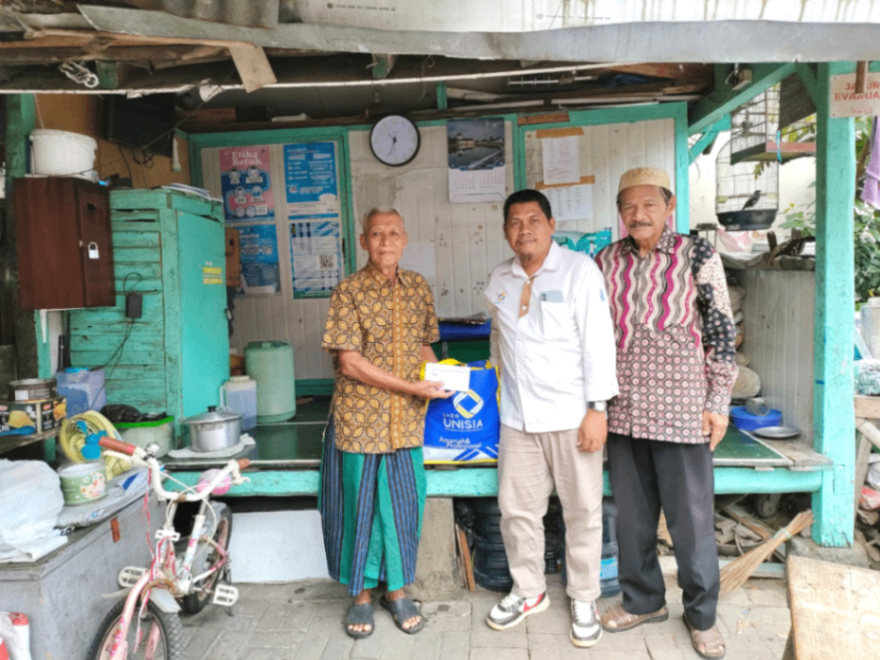 Lazis Unisia Tebar Kepedulian melalui Program Tali Asih bagi Purna Tugas UII